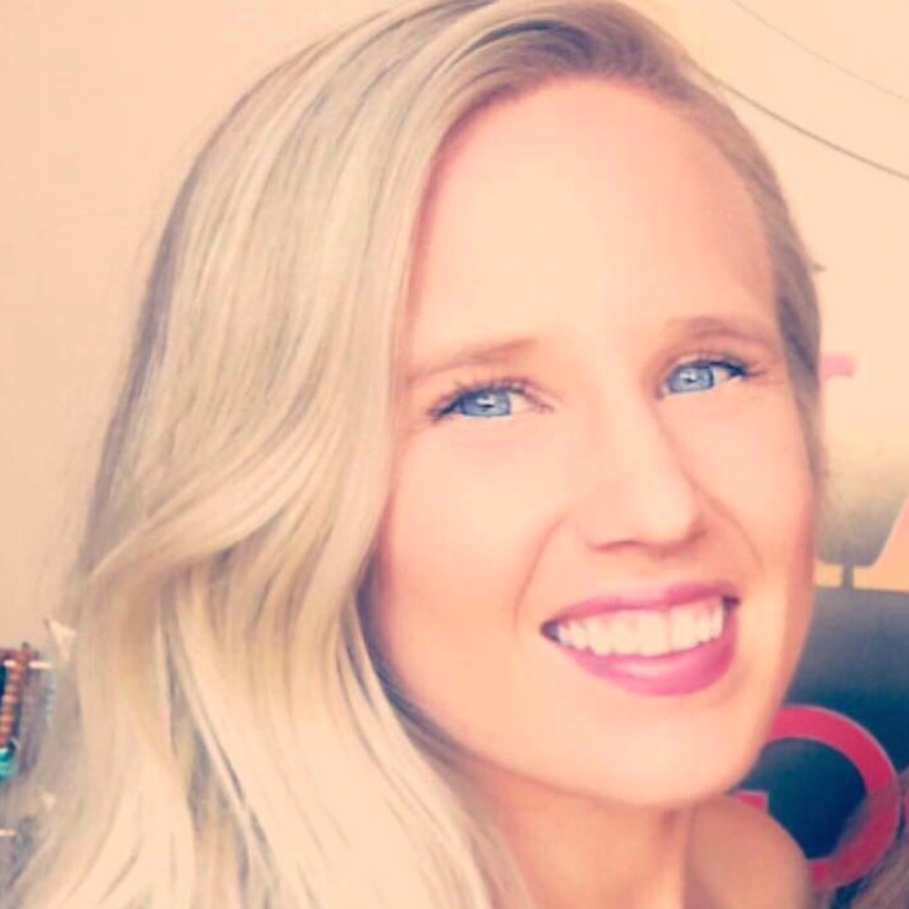 Meet your Posher, Rebecca